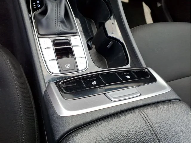 Used 2024 Blue Hyundai SEL image 23