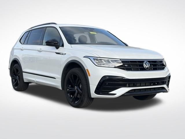 2023 Volkswagen Tiguan SE R-LINE BLACK