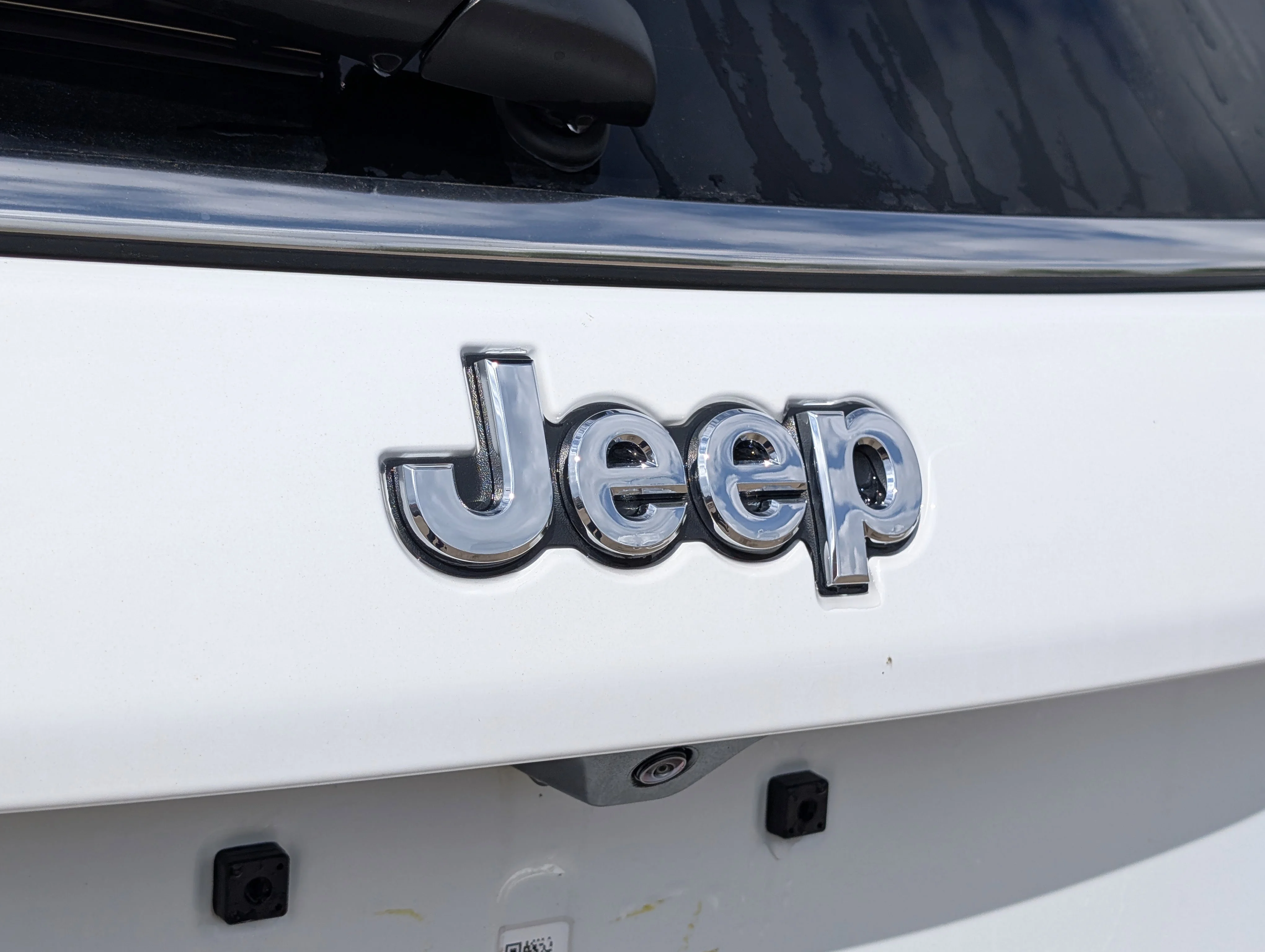 New 2026 Bright White Jeep North image 15