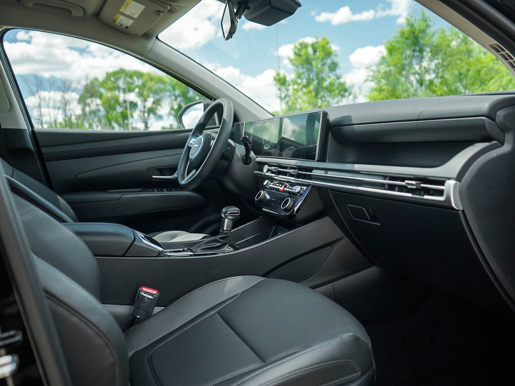 New 2026 Phantom Black Hyundai SEL Plus AWD image 11