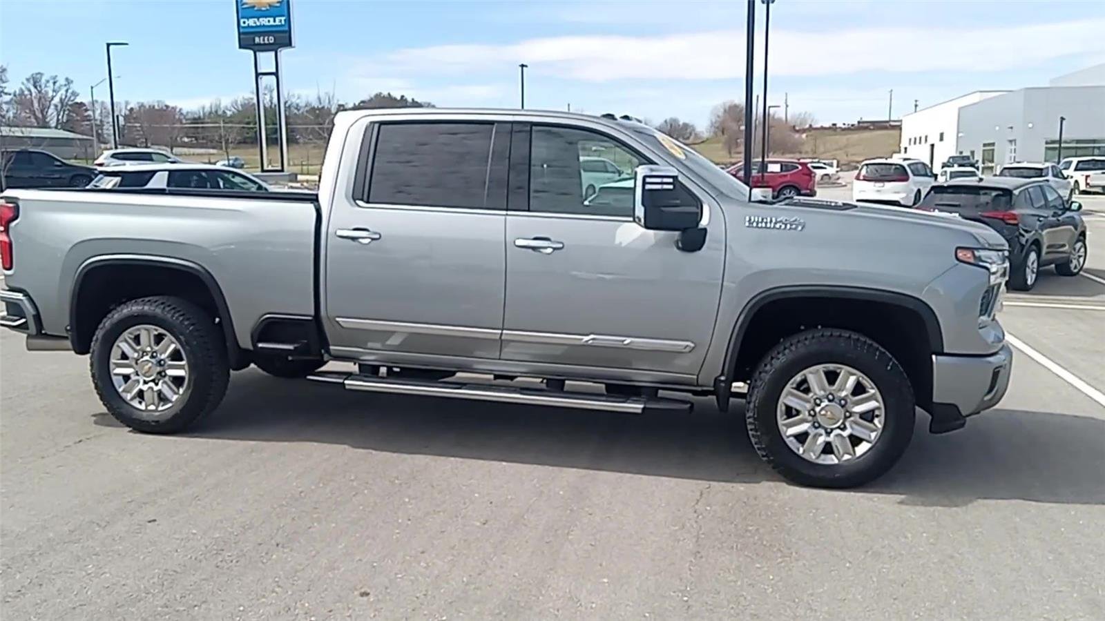 Certified 2025 Chevrolet Silverado 3500HD High Country with VIN 2GC4KVEY8S1216760 for sale in Kansas City