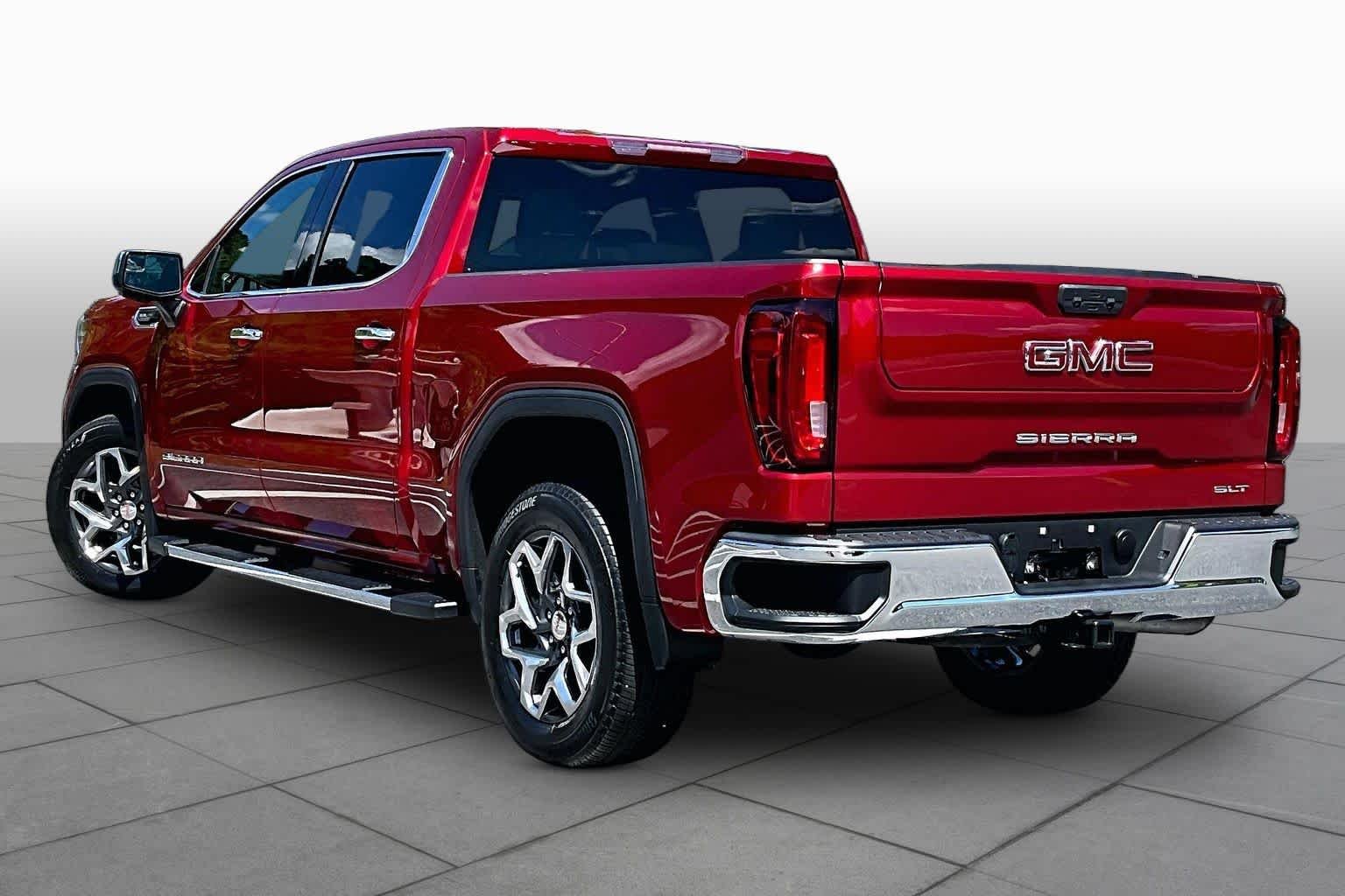 Used 2023 Volcanic Red Tintcoat GMC SLT image 12