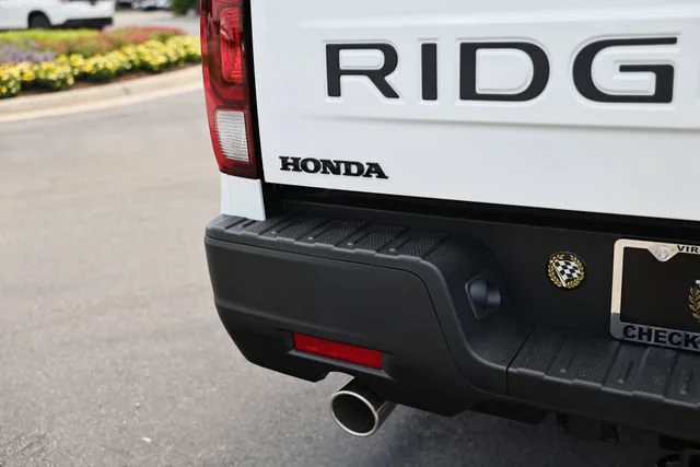 New 2026 Platinum White Pearl Honda RTL image 13