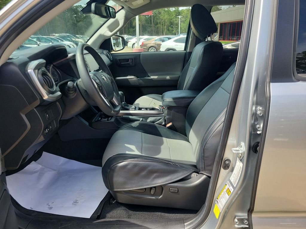 Used 2023 Silver Toyota SR5 image 15