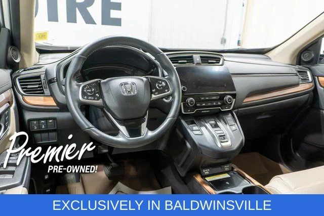 Used 2021 White Honda Touring image 12