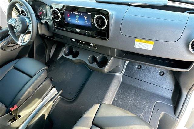 New 2026 Arctic White Mercedes-Benz  image 51