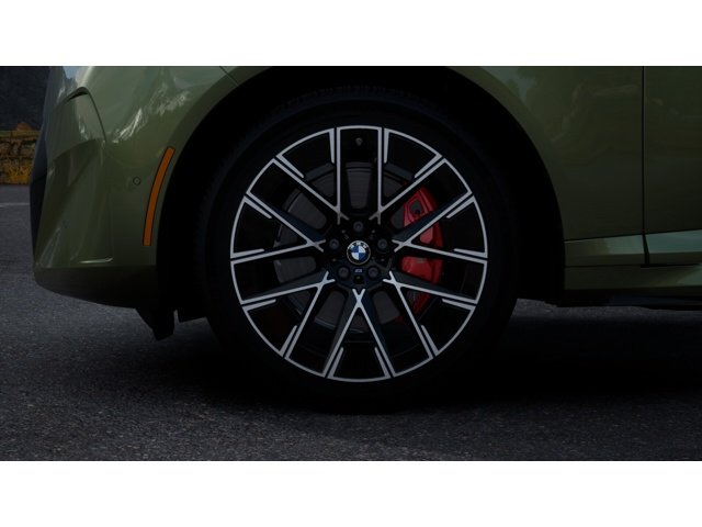 New 2027 C8A/Grey Pine M BMW 40 xDrive image 7
