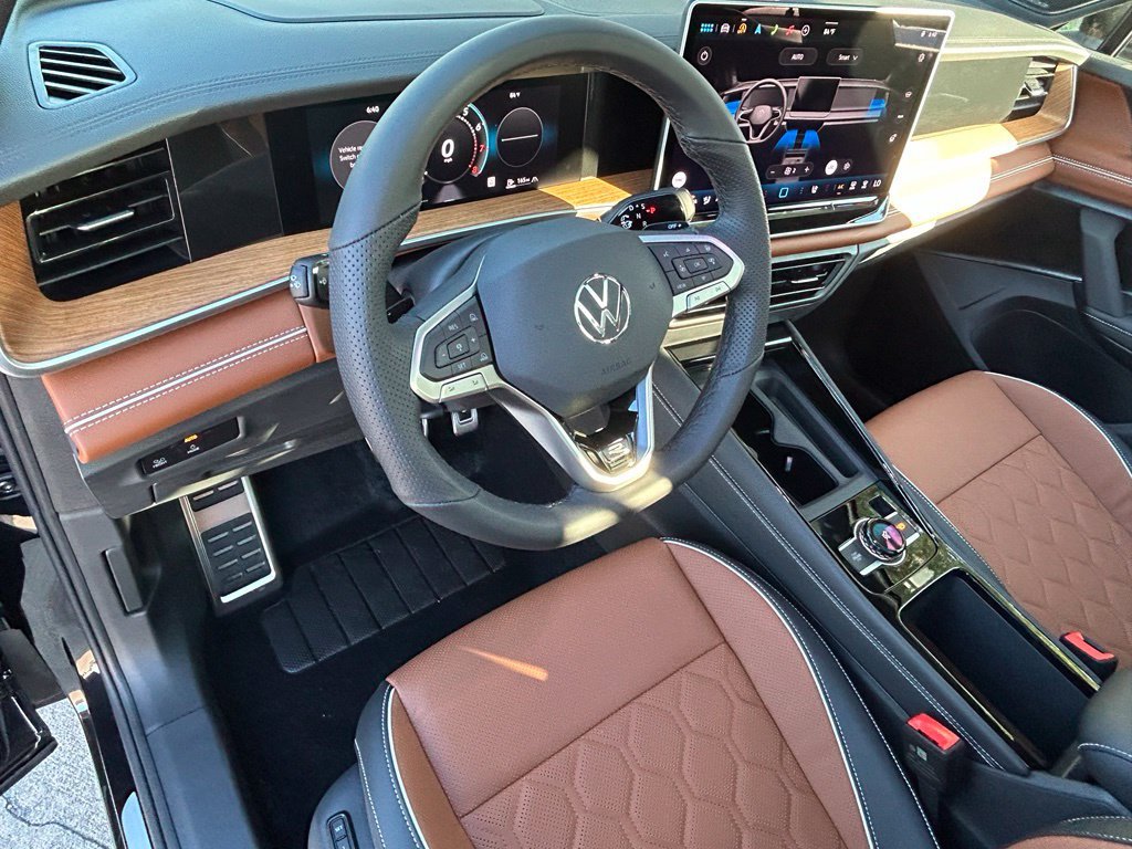 New 2026 Black Volkswagen SEL R-Line Turbo image 17