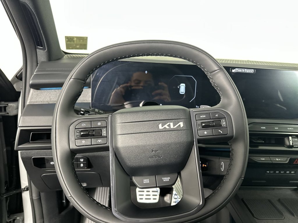 New 2027 Wolf Gray Kia X-LINE SX image 5
