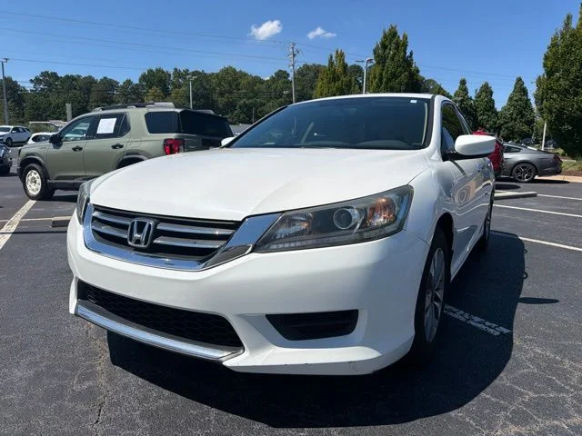 Used 2015 White Orchid Pearl Honda LX image 2