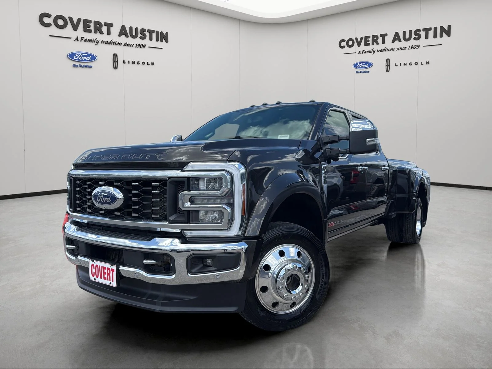 Used 2024 Brown Ford Lariat image 1