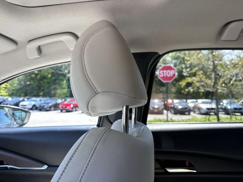Used 2021 Machine Gray Metallic Mazda Premium image 16