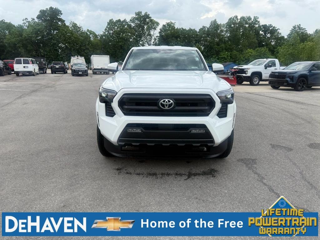Used 2024 White Toyota SR5 image 9