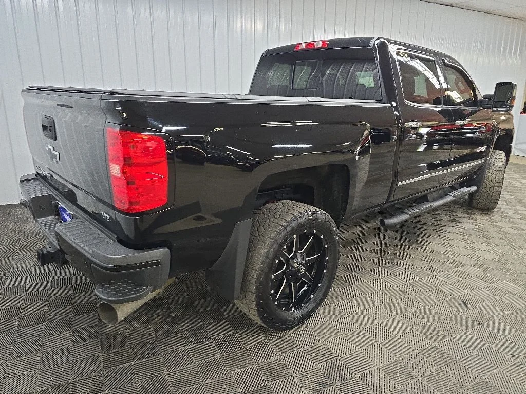 Used 2017 Black Chevrolet LTZ image 11
