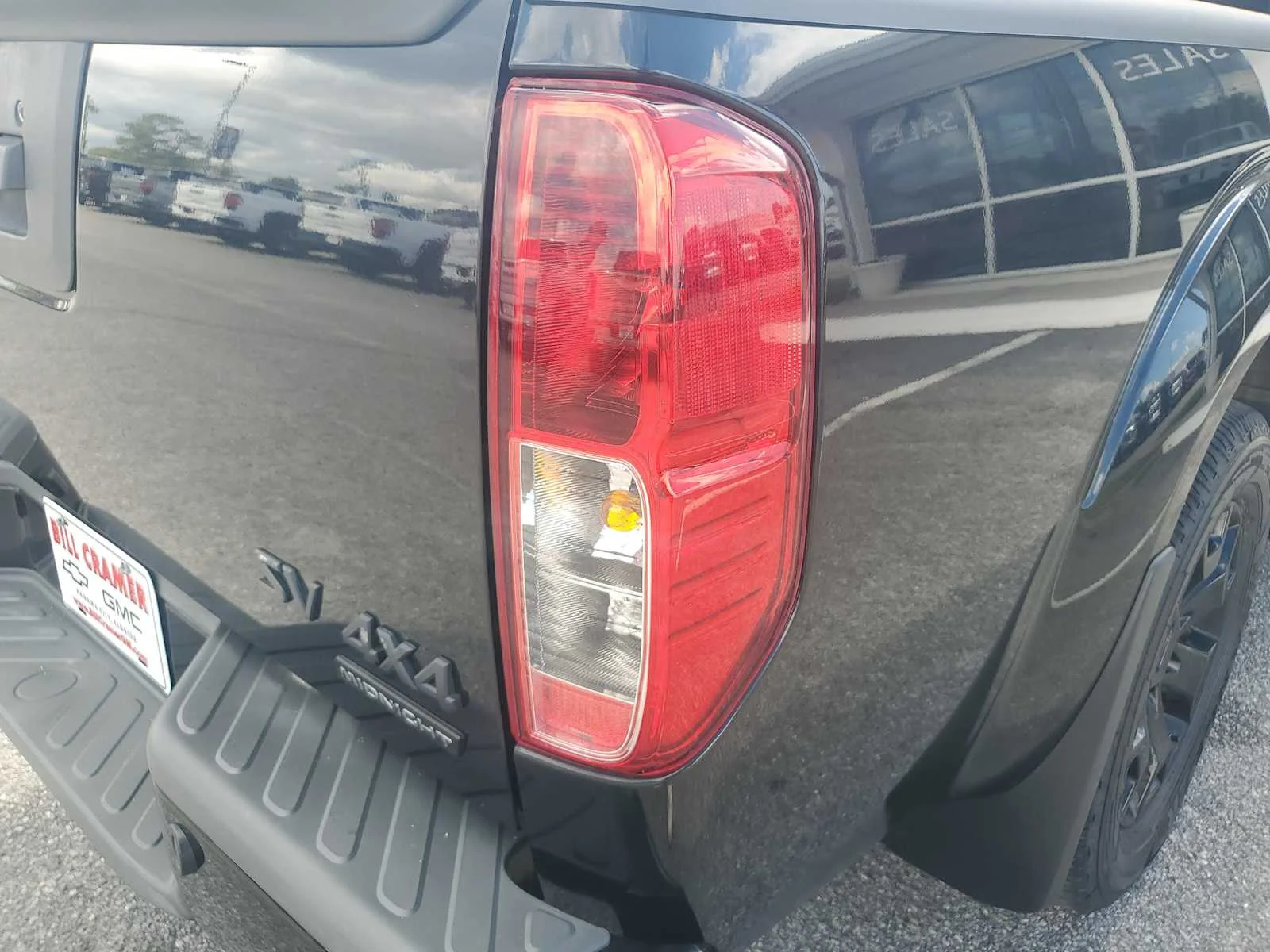 Used 2020  Nissan SV image 7