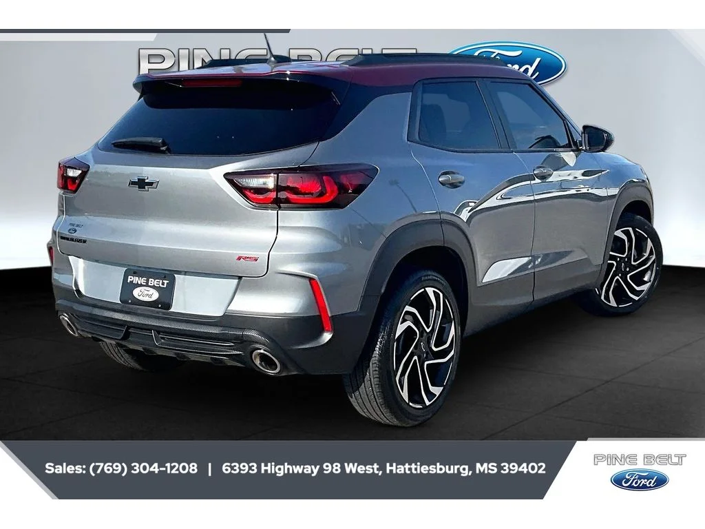 Used 2024 Sterling Gray Metallic Chevrolet RS image 12