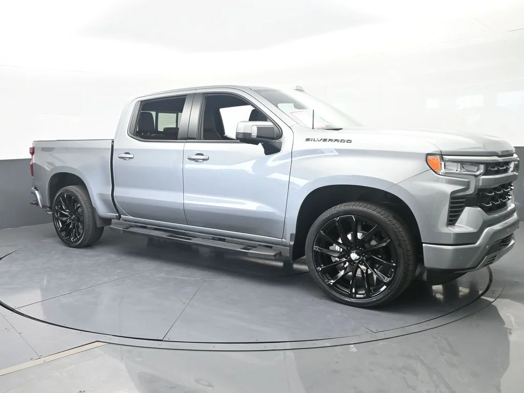 Used 2025 Sterling Gray Metallic Chevrolet LTZ image 7