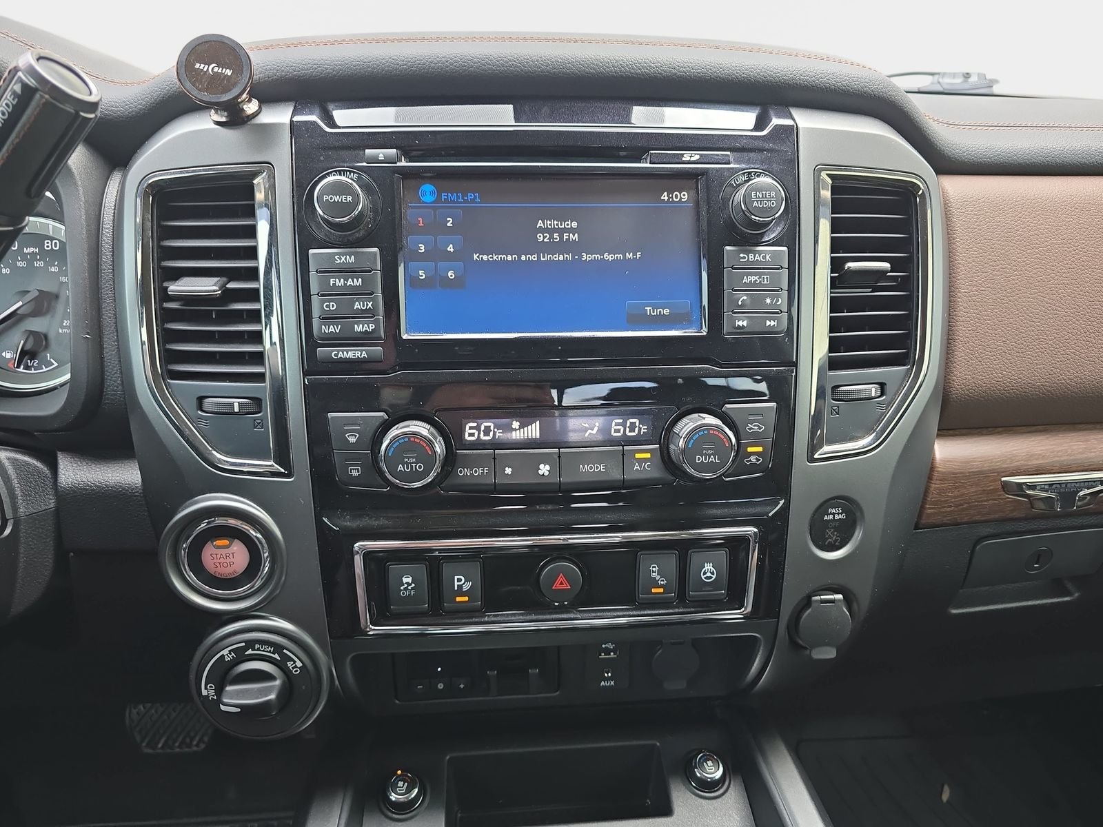 Used 2018 Black Nissan Platinum Reserve image 23