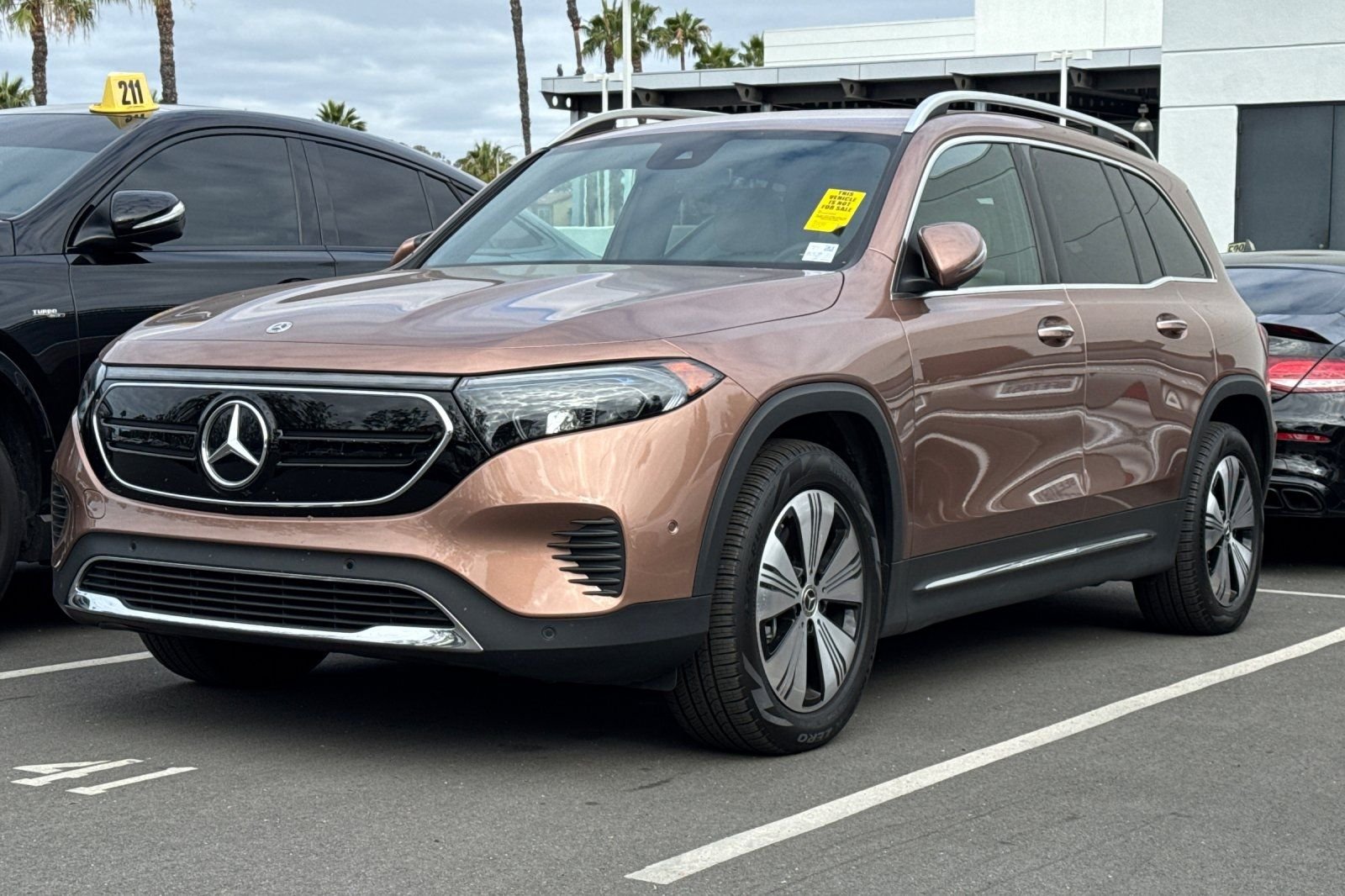 2023 Mercedes-Benz EQB EQB 300's photo