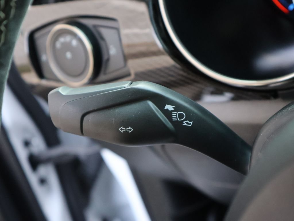 Used 2022 Oxford White Ford Shelby GT500 image 35