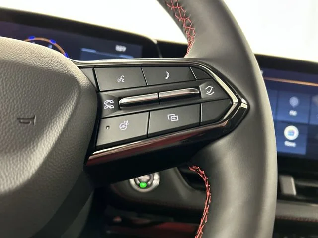 2026 Chevrolet Equinox RS - Photo 12