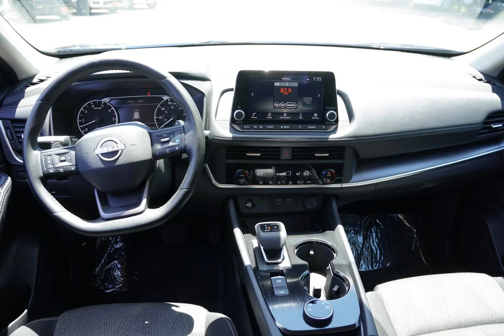 Certified Used 2025 Deep Ocean Blue Pearl Nissan SV image 18