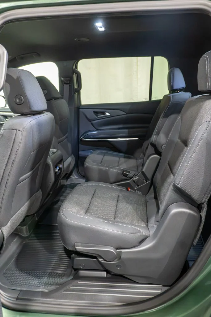 2027 Chevrolet Traverse LT - Photo 11