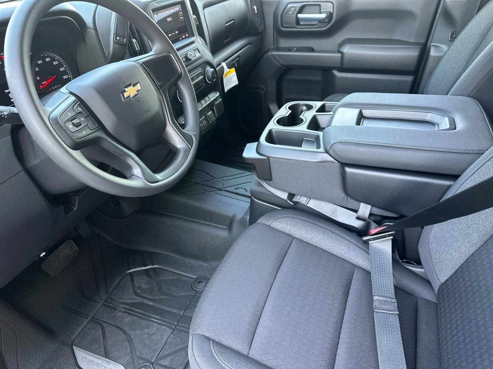 2026 Chevrolet Silverado 1500 Custom - Photo 10