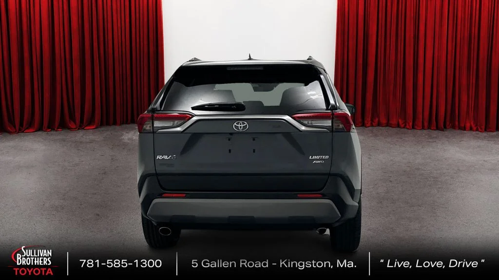 Used 2020 Gray Toyota Limited image 6