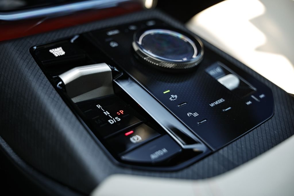 2025 BMW X3 30 - Photo 38