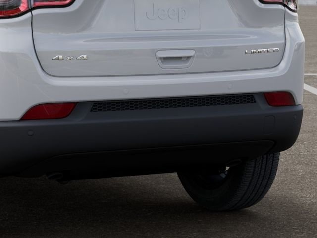 New 2026 Bright White Clear-Coat Exterior Paint Jeep Limited image 13
