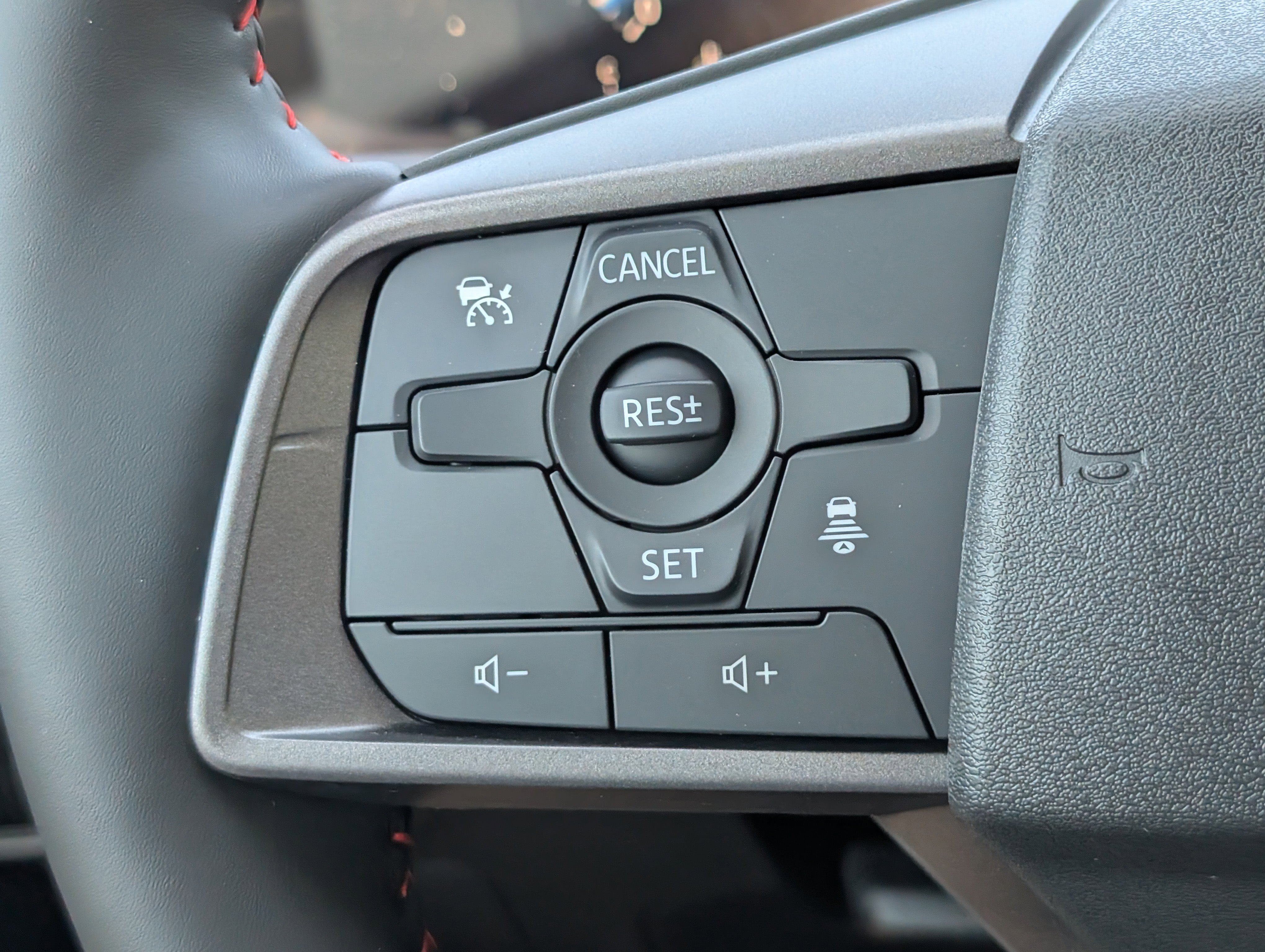 New 2026 Atlantic Gray Metallic / Super Black Two-tone Nissan SR image 22