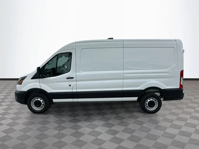 New 2026 Oxford White Ford Base image 3