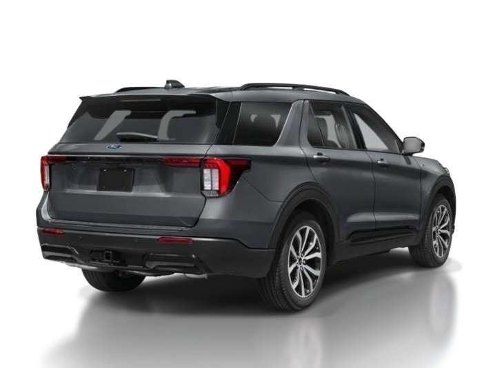 New 2027 Carbonized Gray Metallic Ford ST-Line image 2