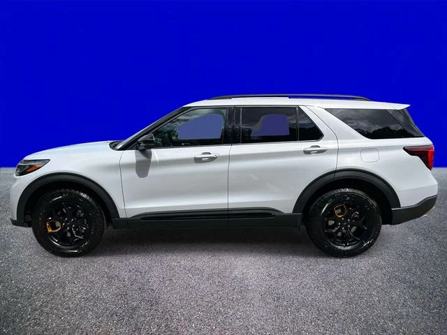 New 2026 Space White Metallic Ford Tremor® image 6