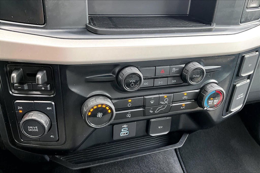 Used 2025 White Ford XLT image 33