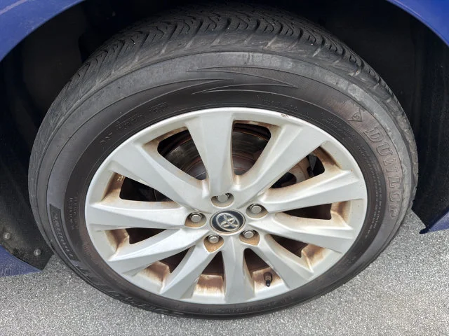 Used 2018 Blue Toyota LE image 19