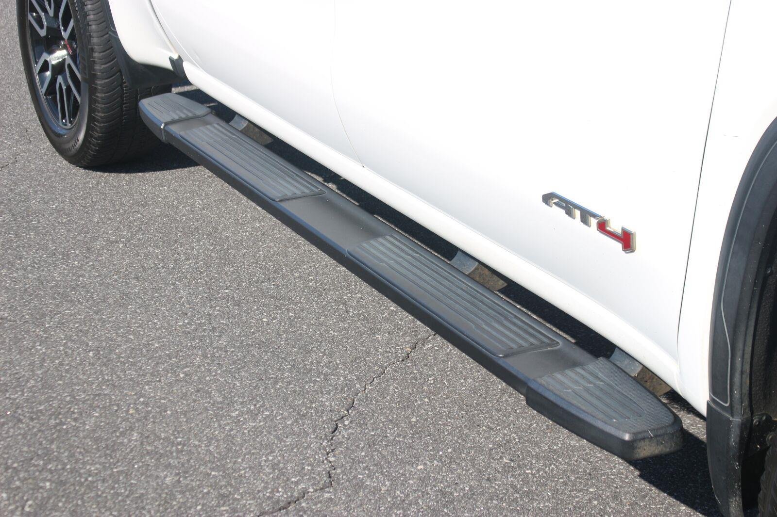 Used 2019 SUMMIT WHITE GMC AT4 image 10