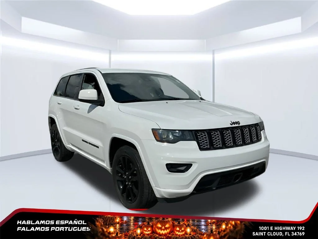 Used 2021 White Jeep Laredo X 4x2 image 10