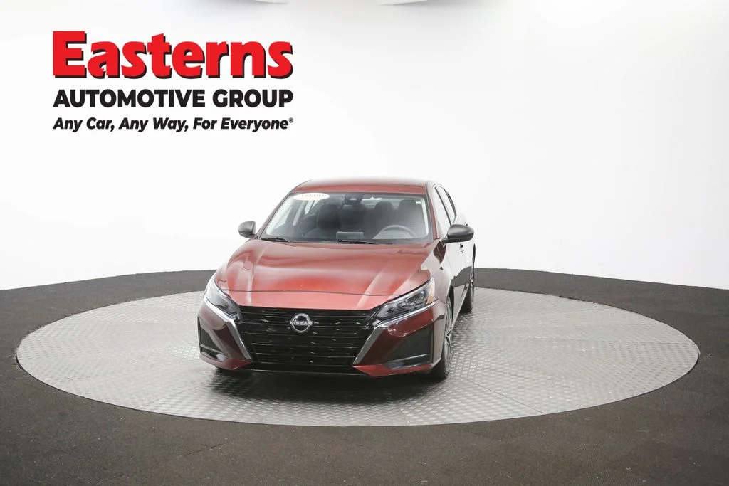 Used 2025 Red Nissan 2.5 SV image 49