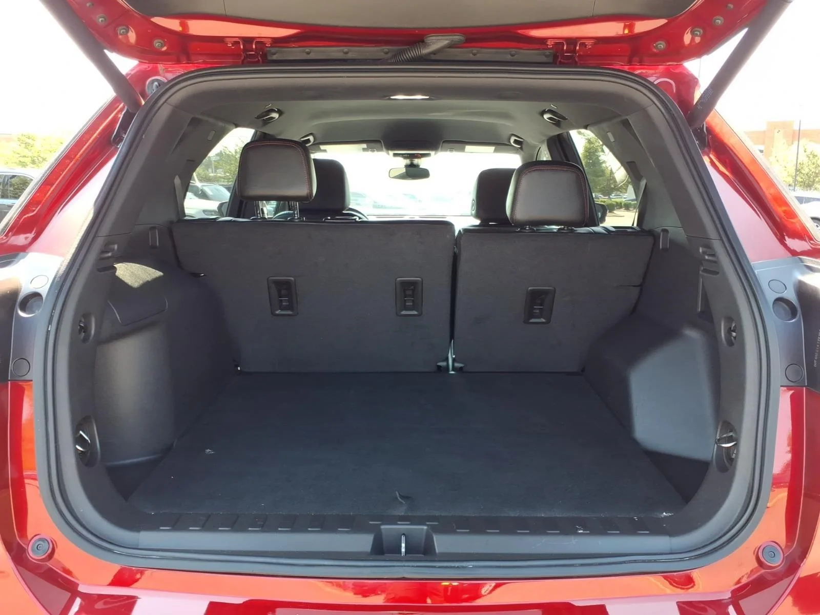 Used 2024  CHEVROLET RS image 31
