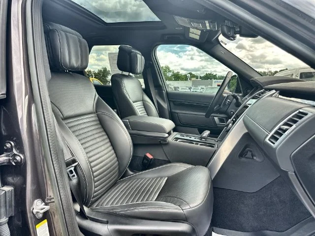 Used 2023  Land Rover HSE R-Dynamic image 36