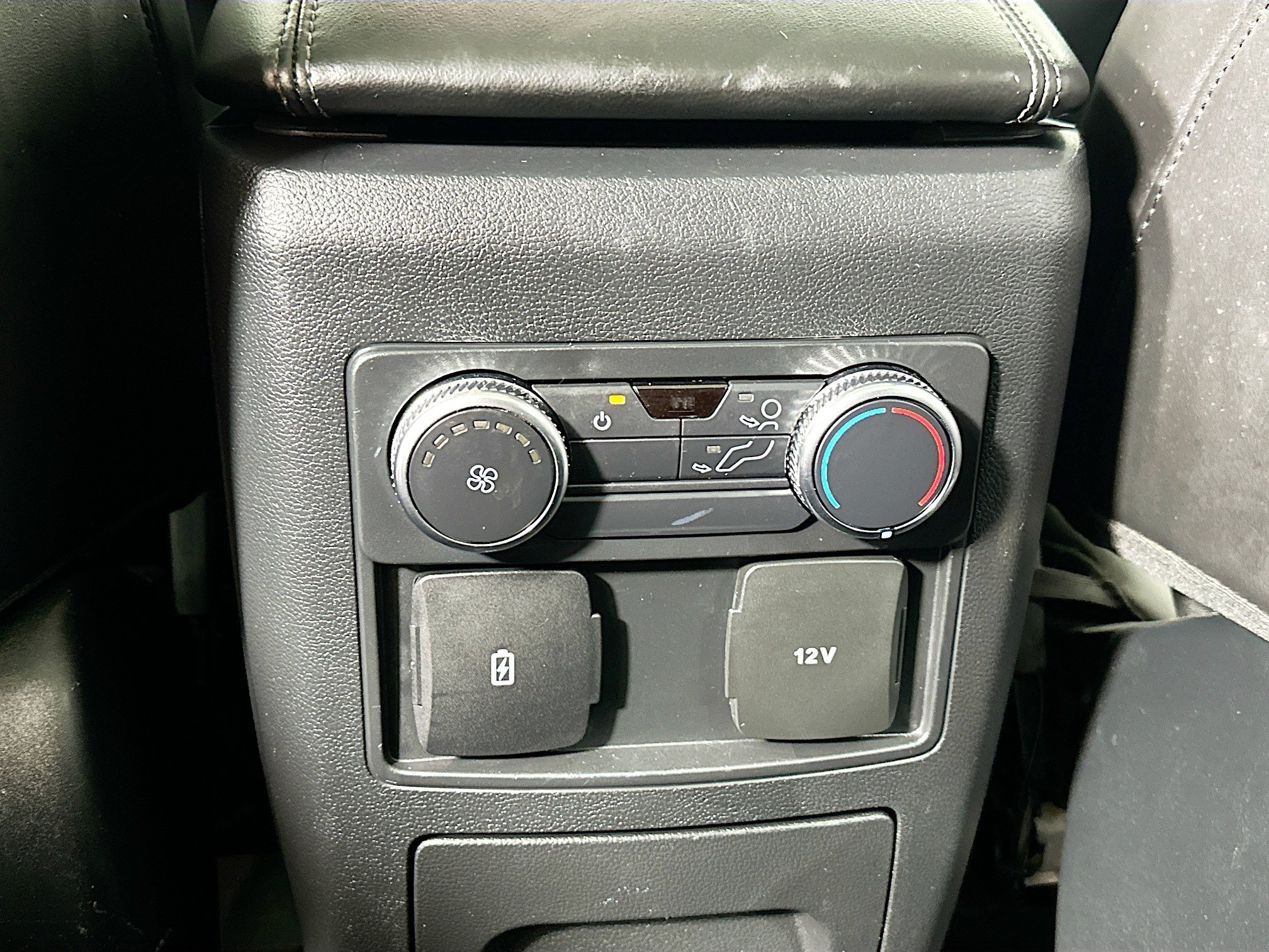 Used 2022 White Metallic Ford XLT image 25