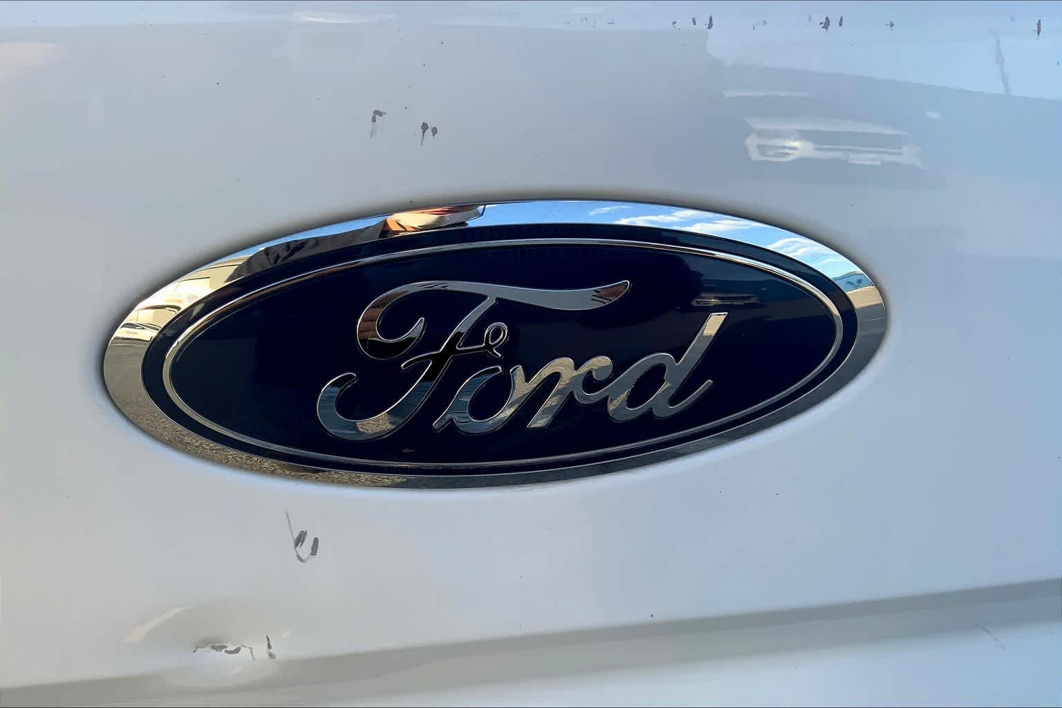 Used 2017 Oxford White Ford XL image 29