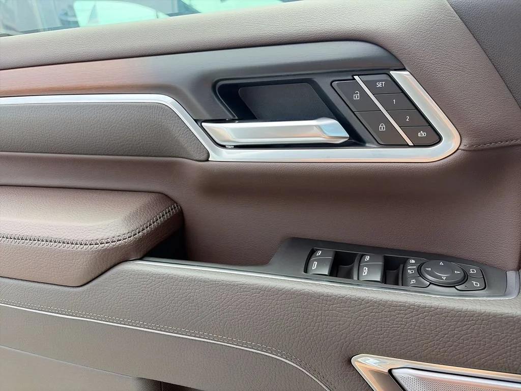 New 2026 Glacier White Tricoat GMC Denali image 29