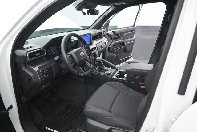 New 2026 Ice Cap Toyota SR5 image 4
