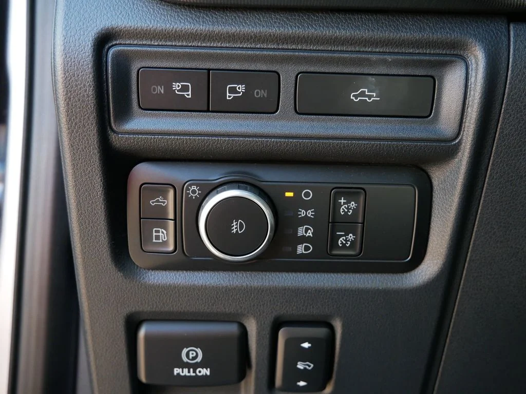 Certified Used 2021 Silver Ford Platinum image 19