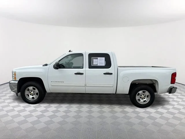 Used 2013 SUMMIT WHITE Chevrolet LT image 8