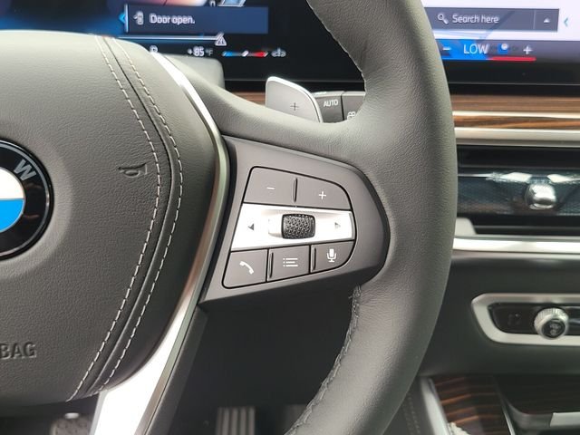 New 2026 White BMW xDrive40i image 35