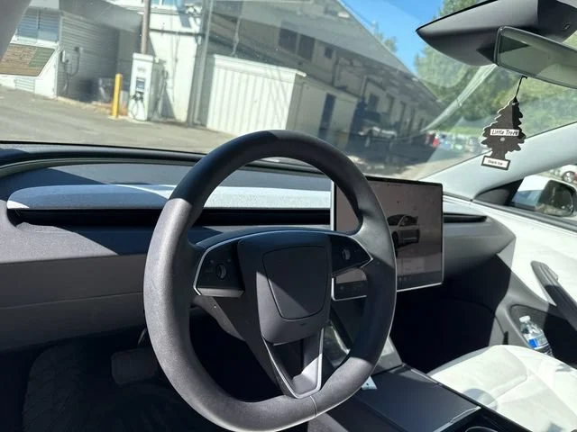 Used 2024 Pearl White Multi-Coat Tesla Base image 17